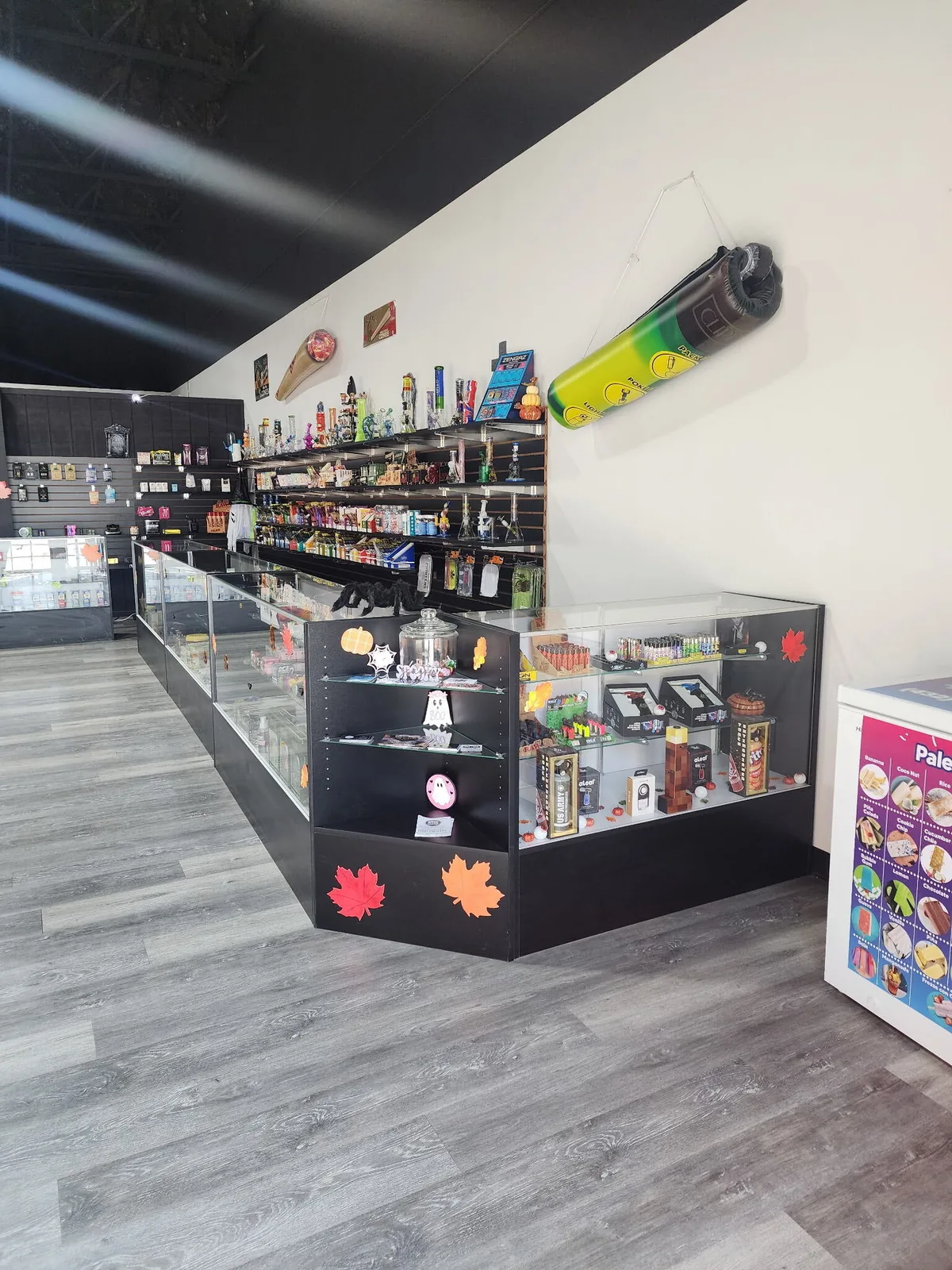 Smoke shop counter and glass shelf