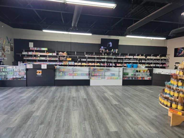 Main wall of disposables and e-liquid