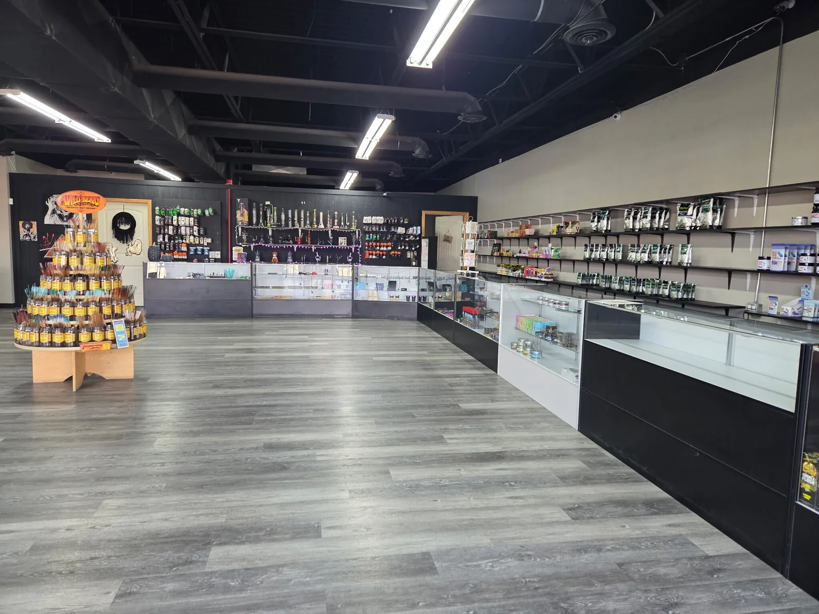 Glass wall and the incense tower